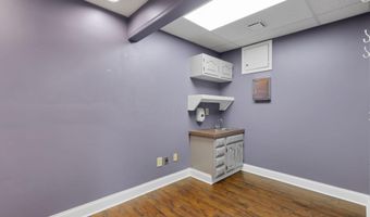 1918 Bethel Rd, Columbus, OH 43220