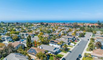 1053 Beacon Bay Dr, Carlsbad, CA 92011