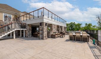 39 Brentwood Cir 39, Danbury, CT 06810