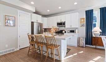 15 W ORCHARD Ln, Bountiful, UT 84010