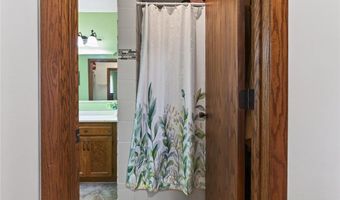 1094 Lowell Dr, Apple Valley, MN 55124
