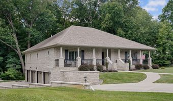 410 Crooked Stick Dr, Bedford, IN 47421