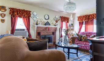 132 Bakers Creek Rd, Warwick, RI 02886