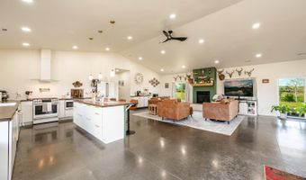 16 Peak View Dr, Buffalo, WY 82834