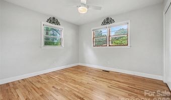 79 Walnut St, Badin, NC 28009