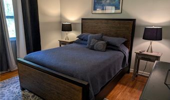 1494 Hilton Dr, Akron, OH 44313