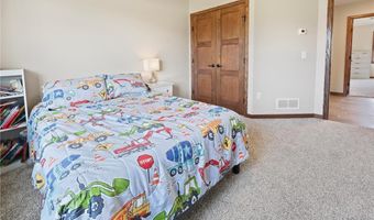 214 Woolgrass Way, Avon, MN 56310