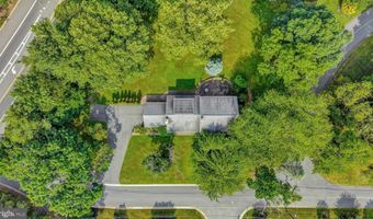 102 MERIDEN Dr, Hockessin, DE 19707