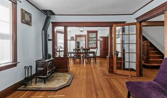 32 Thurston Ave A, Newport, RI 02840