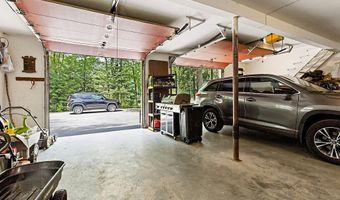 31 Pheasant Run Rd, Belgrade, ME 04917