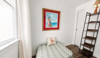 70 ROBERT St, Atlantic Beach, FL 32233
