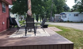 92 Rohr St #24, Arnolds Park, IA 51331