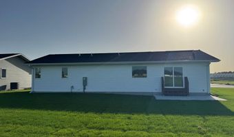 1503 Highlander Ln, Aurora, NE 68818