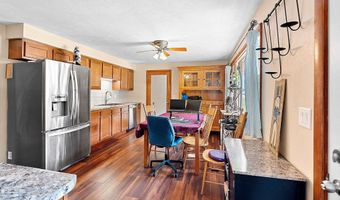 1900 OLDE CASALOMA Dr, Appleton, WI 54913