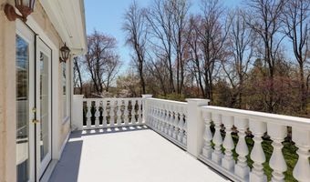 6 Hayes Ct, Atlantic Highlands, NJ 07716