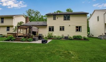 160 Greengage Cir, Amherst, NY 14051