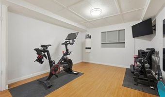 100 Hope St, East Providence, RI 02916