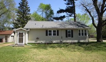 454 Center St, Adams, WI 53910