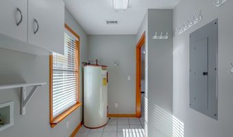 112 River Oaks Dr, Bainbridge, GA 39819