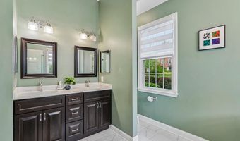 1044 GLENDEVON Dr, Ambler, PA 19002