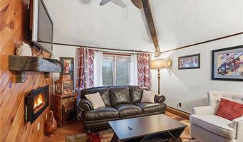 76 Sabra St, Cranston, RI 02910