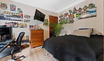 215 Dewey St, Bennington, VT 05201