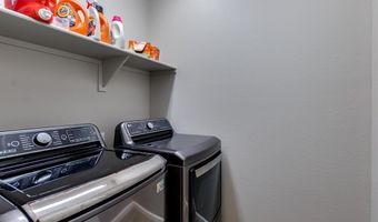 2477 W Market Pl 32, Chandler, AZ 85248
