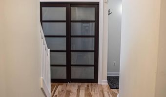 2052 Liberty Hts, Ann Arbor, MI 48103