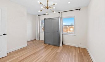 1639 LANG Pl NE, Washington, DC 20002