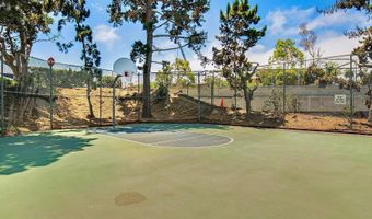 3926 Voltaire St, San Diego, CA 92107