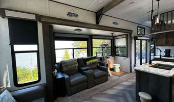 78 Way Lane Ext, Bridport, VT 05734