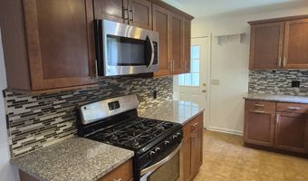 2 Dixon Rd, Danbury, CT 06811