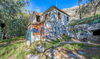 12571 Capra, Agua Dulce, CA 91390