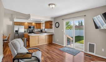 2915 Chasewood Dr, Ammon, ID 83406