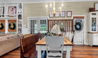 1098 Charles Marks Rd, Arnaudville, LA 70512
