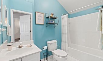 727 N VERMONT St, Arlington, VA 22203