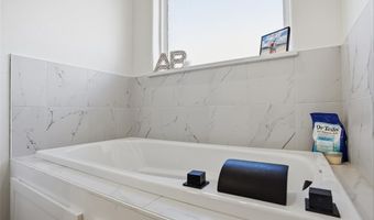 3312 Continental Ct, Altus, OK 73521