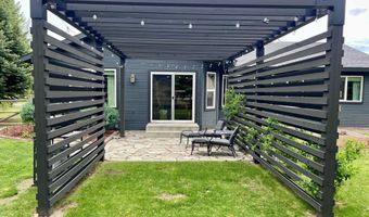 220 Parkside Dr, Bellevue, ID 83313