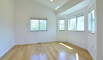 2019 Chalmers Dr, Ann Arbor, MI 48104