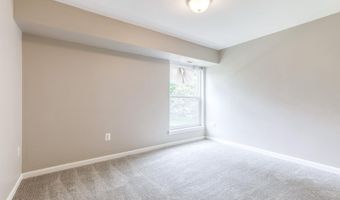 13 SILVERWOOD Cir 6, Annapolis, MD 21403