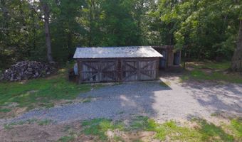 1000 Point Mason Rd, Big Sandy, TN 38221
