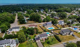 18 Penny Ln, Bayville, NJ 08721