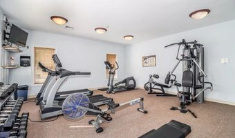46 Stetson Pl 46, Danbury, CT 06811