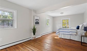 400 Schooner Ave, Jamestown, RI 02835