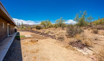 19080 E Indian Hills Dr, Black Canyon City, AZ 85324