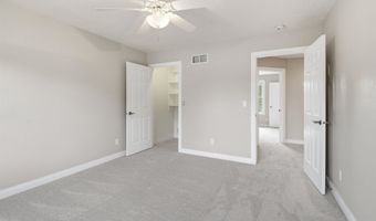 4717 N TANGLEWOOD Dr, Appleton, WI 54913