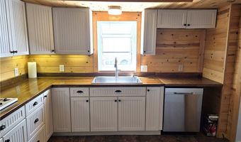 1857 Walnut Dr, Ashtabula, OH 44004