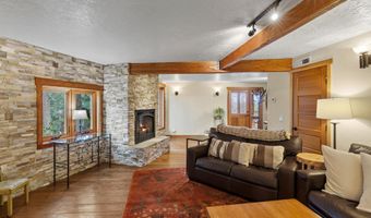 63220 Johnson Rd, Bend, OR 97703