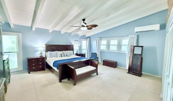 827 Kalalea St, Honolulu, HI 96825