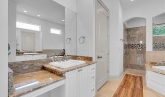 811 BIRDIE Way, Apollo Beach, FL 33572